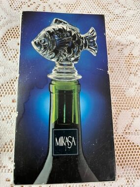 Mikasa Clear Glass Fish Bottle Stopper